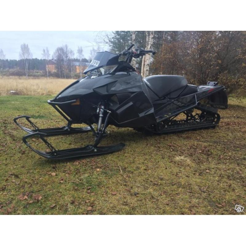 Arctic cat M 8000 Ltd es momsad